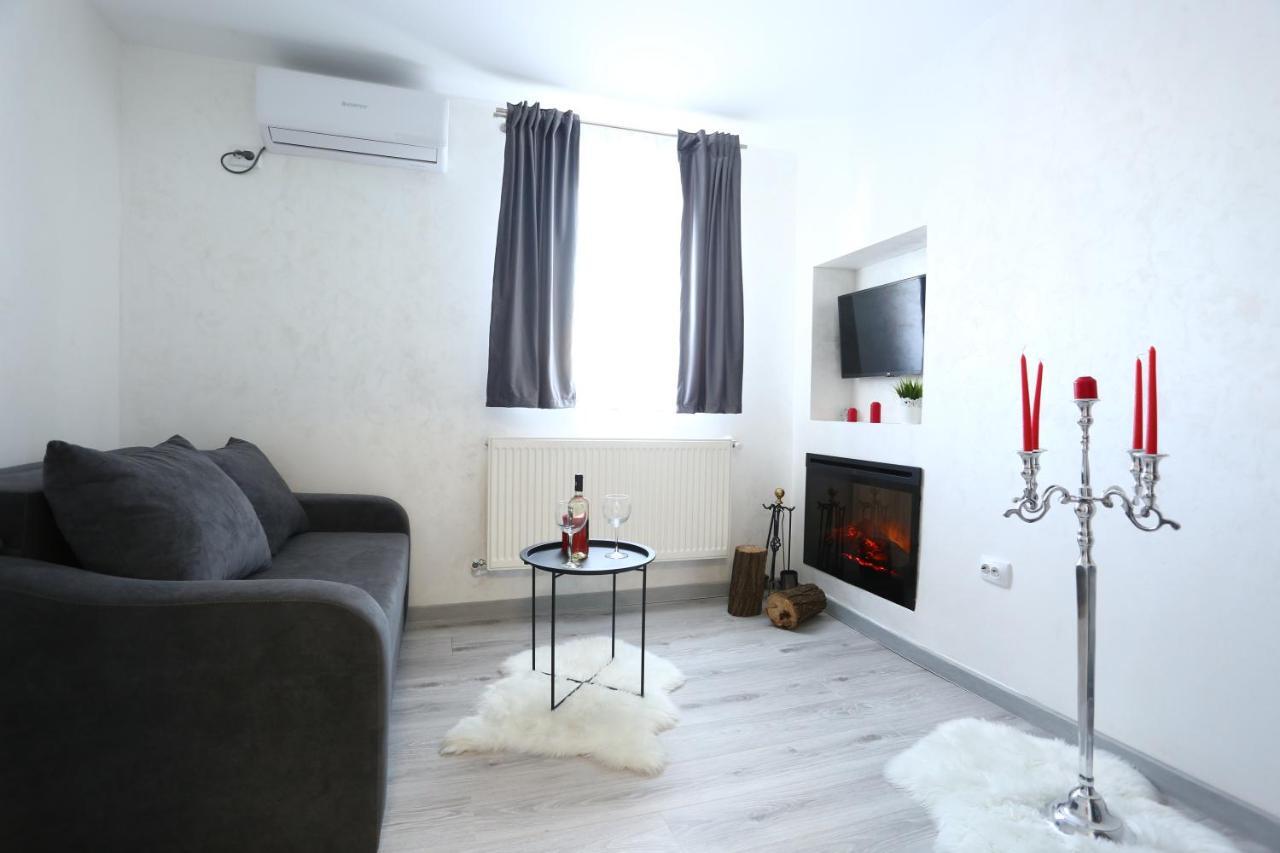 Simona Maria 2 Apartment Bucharest Exterior photo